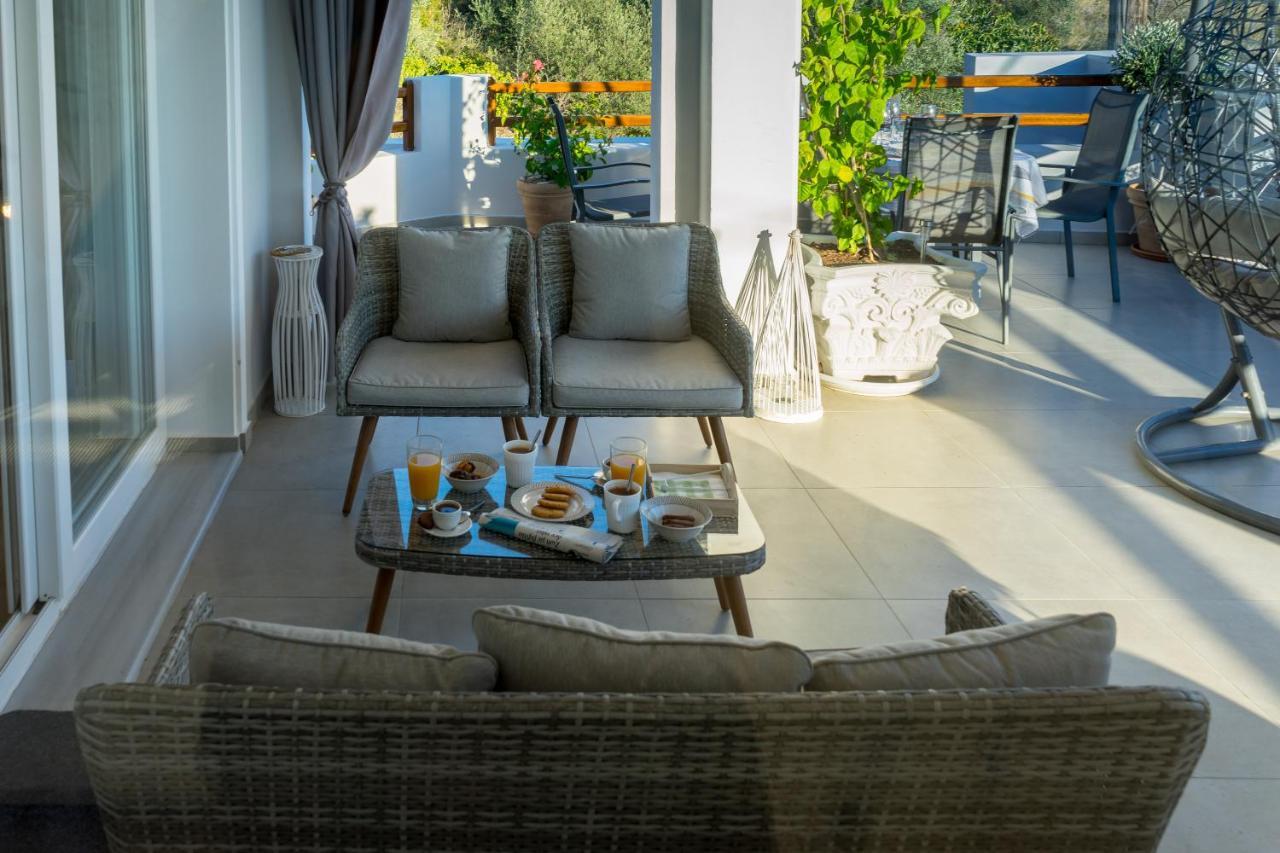 Aegean Suites Votsi  Exteriör bild